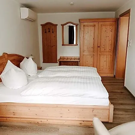 Hotel Landhotel Zum Erbgericht 4*