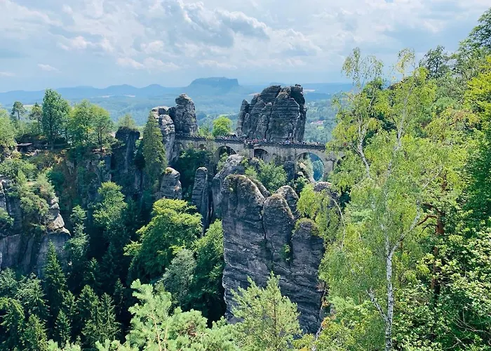 Hotel Zum Erbgericht 4*