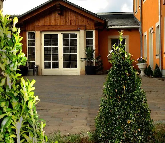 Hotel Zum Erbgericht 4*